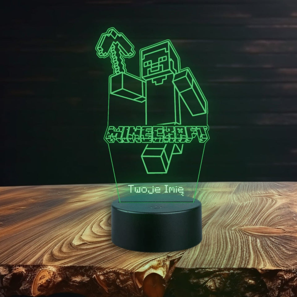 Lampa przedstawiająca postać z gry Minecraft, wyposażona w pilot do zdalnego sterowania.
